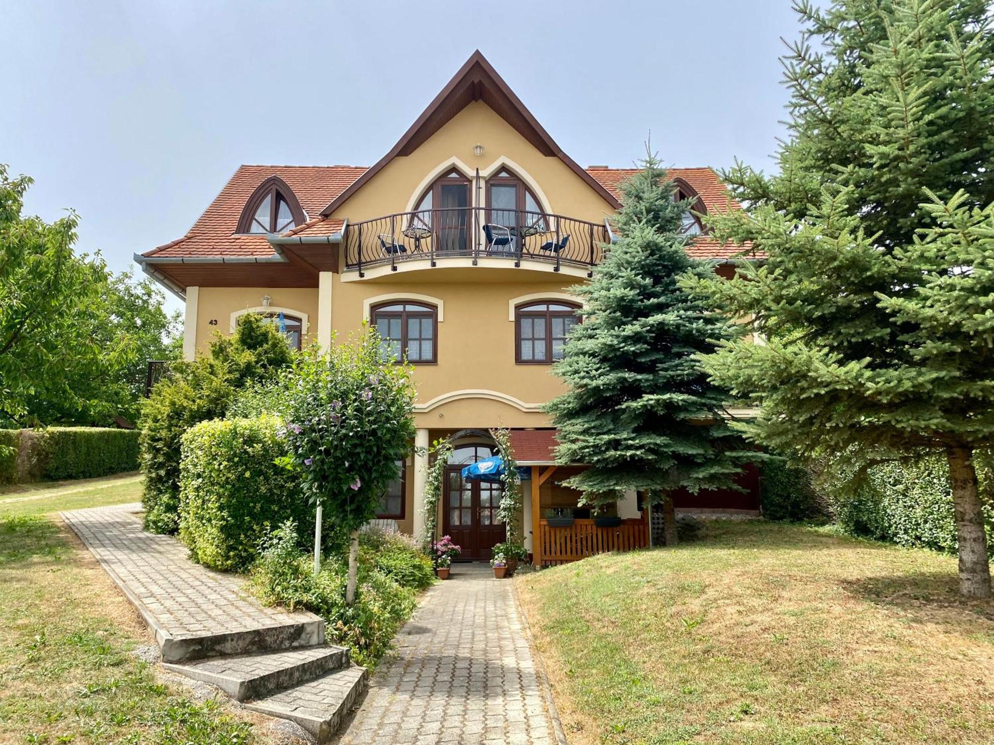 Katalin App. Zalagyoengye Zalakaros Exterior foto